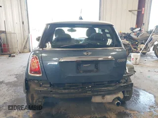 2009 MINI Hardtop with VIN WMWMF33599TU73901, listed as a IAAI auction lot 42149005 with 73,716 mi miles and . Bid and sale history available at DreamBid. Image 17.
