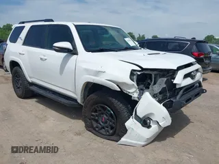 2019 Toyota 4Runner SR5 with VIN JTEBU5JR4K5659014, listed as a IAAI auction lot 42290726 with 90,376 mi miles and . Bid and sale history available at DreamBid. Image 1.