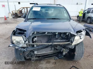2006 Toyota 4Runner SR5 with VIN JTEZU14R368041481, listed as a IAAI auction lot 40765024 with 120,357 mi miles and . Bid and sale history available at DreamBid. Image 6.