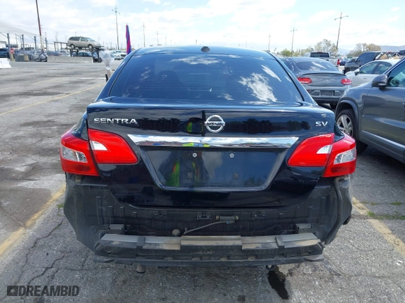 2019 Nissan Sentra SR with VIN 3N1AB7AP3KY333145, listed as a IAAI auction lot 41939140 with 123,502 mi miles. Bid and sale history available at carsss.com. Image 18.