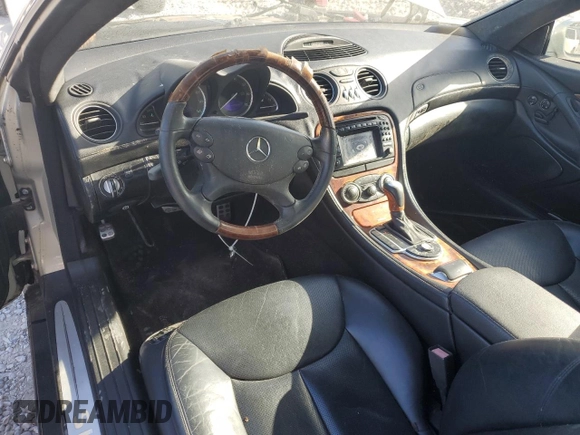 2003 Mercedes-Benz SL 500 z VIN WDBSK75F43F010183, wystawiony jako Copart lot #55220355 z przebiegiem 74 967 mil mil oraz Szkoda całkowita • Salvage title. Historia ofert i sprzedaży dostępna na DreamBid. Obrazek 8.