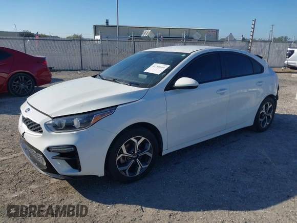 2021 Kia Forte FE with VIN 3KPF24AD3ME268468, listed as a IAAI auction lot 41786616 with 60,041 mi miles. Bid and sale history available at carsss.com. Image 17.