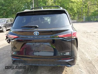2022 Toyota Sienna XSE with VIN 5TDDRKEC8NS079069, listed as a IAAI auction lot 42231512 with 121,494 mi miles and . Bid and sale history available at DreamBid. Image 16.