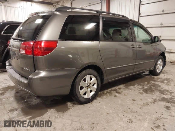 2005 Toyota Sienna CE with VIN 5TDZA23C05S262238, listed as a IAAI auction lot 41732258 with 226,941 mi miles. Bid and sale history available at carsss.com. Image 4.