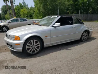 2001 BMW 3 Series 330Ci with VIN WBABS53441JU86514, listed as a Copart auction lot 59260014 with 123,862 mi miles and Salvage Title. Bid and sale history available at carsss.com. Image 1.