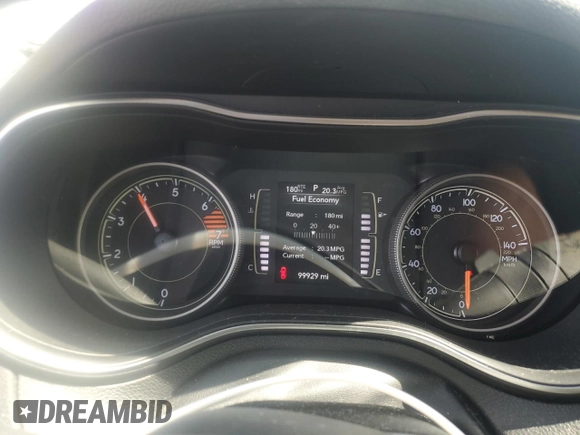 2019 Jeep Cherokee Latitude Plus z VIN 1C4PJLLB2KD313007, wystawiony jako Copart lot #60485245 z przebiegiem 99 929 mil mil oraz Szkoda całkowita • Salvage title. Historia ofert i sprzedaży dostępna na DreamBid. Obrazek 9.