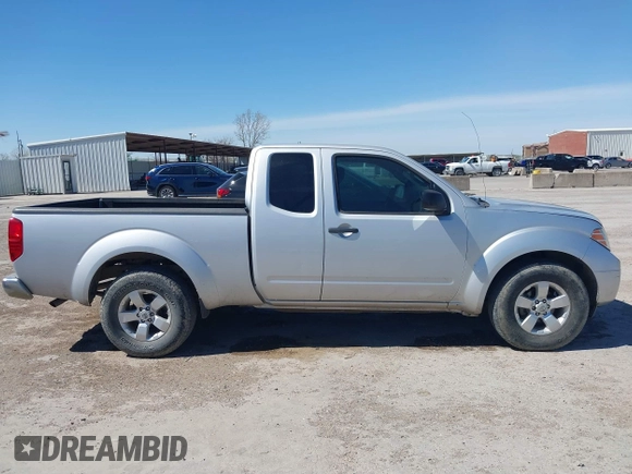2012 Nissan Frontier S z VIN 1N6BD0CT1CC433667, wystawiony jako IAAI lot #41871242 z przebiegiem 122 158 mil mil oraz . Historia ofert i sprzedaży dostępna na DreamBid. Obrazek 13.