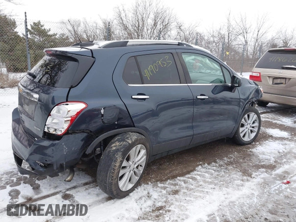 2018 Chevrolet Trax Premier with VIN 3GNCJRSB2JL267942, listed as a IAAI auction lot 41190953 with 39,918 mi miles. Bid and sale history available at carsss.com. Image 6.