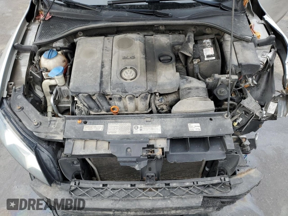 2012 Volkswagen Passat S w/Appearance with VIN 1VWAP7A39CC081677, listed as a Copart auction lot 89195925 with 207,362 mi miles and Salvage Title. Bid and sale history available at carsss.com. Image 12.