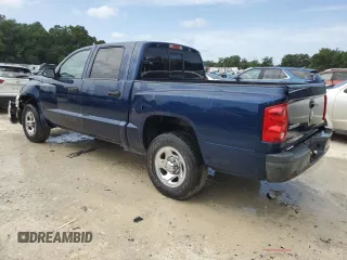 2006 Dodge Dakota ST with VIN 1D7HE28K16S505201, listed as a Copart auction lot 70400104 with 112,803 mi miles and Salvage Title. Bid and sale history available at carsss.com. Image 2.