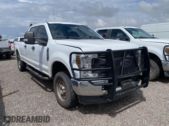 2019 Ford F-250 XL with VIN 1FT7W2B61KEG23823, listed as a IAAI auction lot 42670848 with 186,760 mi miles and . Bid and sale history available at DreamBid. Image 18.