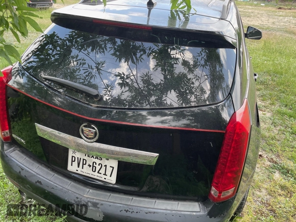 2010 Cadillac SRX z VIN 3GYFNGEY6AS517326, wystawiony jako IAAI lot #42313139 z przebiegiem 181 955 mil mil oraz . Historia ofert i sprzedaży dostępna na DreamBid. Obrazek 14.