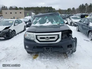 2011 Honda Pilot EX-L with VIN 5FNYF4H50BB073723, listed as a IAAI auction lot 41543469 with 142,838 mi miles. Bid and sale history available at carsss.com. Image 12.