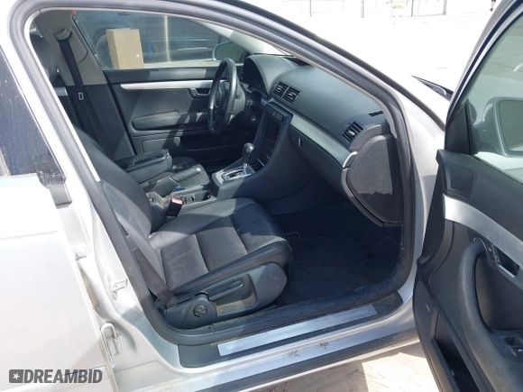 2007 Audi A4 2.0T with VIN WAUAF78E07A206870, listed as a IAAI auction lot 41682107 with 187,008 mi miles. Bid and sale history available at carsss.com. Image 5.