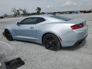 2017 Chevrolet Camaro 1LT z VIN 1G1FB1RX9H0160179, wystawiony jako Copart lot #56004185 z przebiegiem Nie podano mil oraz Czysty tytuł • Clean title. Historia ofert i sprzedaży dostępna na DreamBid. Obrazek 2.