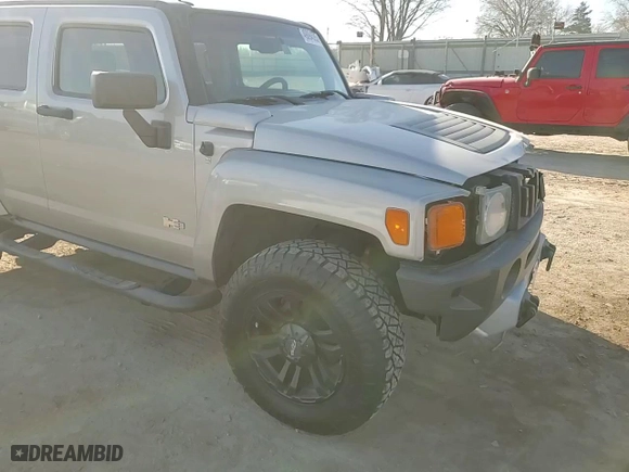 2008 Hummer H3 SUV with VIN 5GTEN13E988200594, listed as a Copart auction lot 49094585 with 161,323 mi miles and Salvage Title. Bid and sale history available at carsss.com. Image 11.