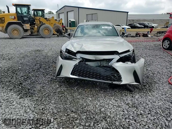 2022 Lexus IS 300 z VIN JTHAA1D25N5121912, wystawiony jako Copart lot #55110665 z przebiegiem 53 549 mil mil oraz Szkoda całkowita • Salvage title. Historia ofert i sprzedaży dostępna na DreamBid. Obrazek 13.