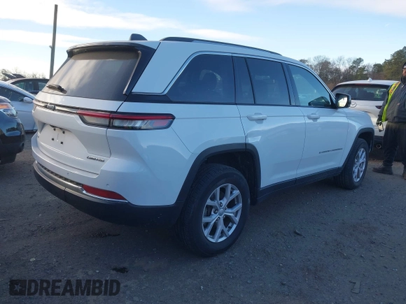 2022 Jeep Grand Cherokee Limited z VIN 1C4RJHBGXN8531731, wystawiony jako IAAI lot #41242296 z przebiegiem 31 010 mil mil oraz . Historia ofert i sprzedaży dostępna na DreamBid. Obrazek 4.