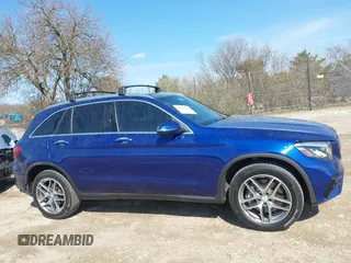2017 Mercedes-Benz GLC with VIN WDC0G4JB8HF131862, listed as a IAAI auction lot 42109293 with 68,469 mi miles. Bid and sale history available at carsss.com. Image 13.