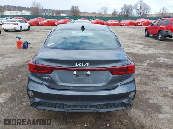2022 Kia Forte LXS with VIN 3KPF24AD4NE424664, listed as a IAAI auction lot 41893278 with 67,090 mi miles. Bid and sale history available at carsss.com. Image 16.