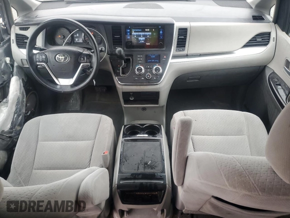 2015 Toyota Sienna LE AAS with VIN 5TDKK3DC5FS550258, listed as a Copart auction lot 58069915 with 138,260 mi miles and Salvage title. Bid and sale history available at DreamBid. Image 8.