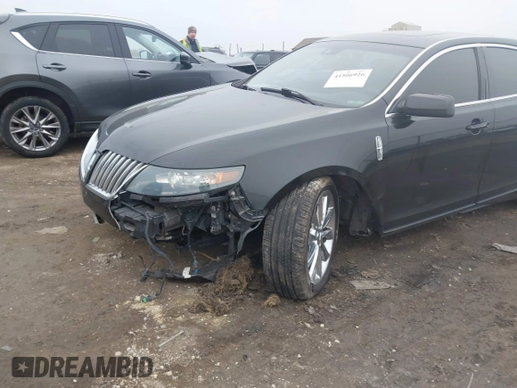 2010 Lincoln MKS w/EcoBoost with VIN 1LNHL9FT2AG610664, listed as a IAAI auction lot 41506926 with 156,756 mi miles. Bid and sale history available at carsss.com. Image 6.