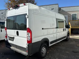 2015 Ram ProMaster Cargo with VIN 3C6URVHGXFE505007, listed as a Copart auction lot 80241974 with 152,673 mi miles and Salvage Title. Bid and sale history available at DreamBid. Image 4.
