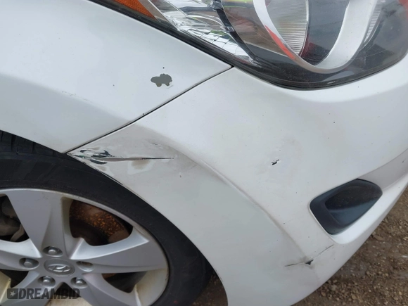 2012 Hyundai Elantra GLS with VIN 5NPDH4AE6CH126222, listed as a IAAI auction lot 41931190 with 210,205 mi miles. Bid and sale history available at carsss.com. Image 6.