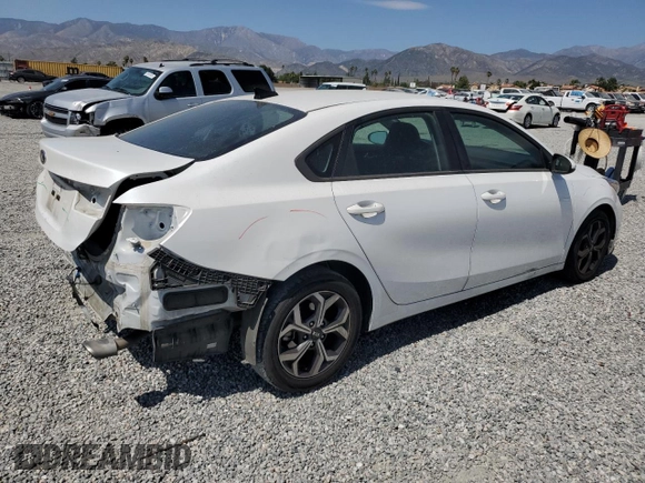 2021 Kia Forte LXS z VIN 3KPF24AD3ME375715, wystawiony jako Copart lot #59301265 z przebiegiem 110 303 mil mil oraz Szkoda całkowita • Salvage title. Historia ofert i sprzedaży dostępna na DreamBid. Obrazek 3.