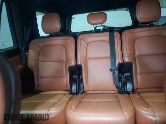 2019 Lincoln Navigator Reserve z VIN 5LMJJ2LT2KEL20146, wystawiony jako Copart lot #50135155 z przebiegiem 69 196 mil mil oraz Szkoda całkowita • Salvage title. Historia ofert i sprzedaży dostępna na DreamBid. Obrazek 10.