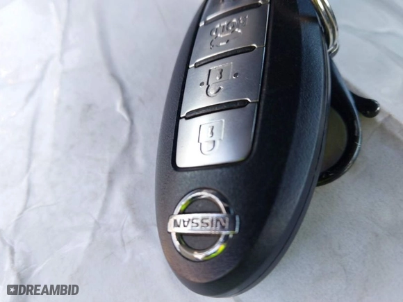 2017 Nissan Sentra SV with VIN 3N1AB7AP8HL640977, listed as a IAAI auction lot 42019961 with 105,861 mi miles. Bid and sale history available at carsss.com. Image 11.