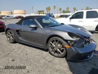 2019 Porsche 718 Boxster z VIN WP0CA2A80KS211281, wystawiony jako Copart lot #68340883 z przebiegiem 27 151 mil mil oraz . Historia ofert i sprzedaży dostępna na DreamBid. Obrazek 4.