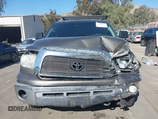2008 Toyota Tundra z VIN 5TFEV54178X038920, wystawiony jako IAAI lot #41668006 z przebiegiem 217 053 mil mil oraz . Historia ofert i sprzedaży dostępna na DreamBid. Obrazek 12.