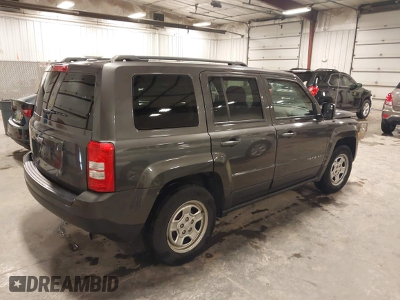 2016 Jeep Patriot Sport with VIN 1C4NJPBA9GD547711, listed as a IAAI auction lot 41830335 with 85,603 mi miles and . Bid and sale history available at carsss.com. Image 4.