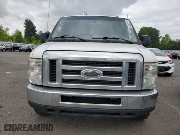 2013 Ford Econoline Cargo Commercial z VIN 1FTNE2EW6DDA80208, wystawiony jako Copart lot #57355035 z przebiegiem 260 858 mil mil oraz Czysty tytuł • Clean title. Historia ofert i sprzedaży dostępna na DreamBid. Obrazek 5.