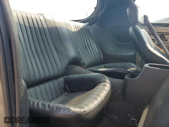 2002 Pontiac Firebird Firebird с VIN 2G2FS22K222105465, выставлен на аукционе Copart как лот 59160565 с пробегом 111 989 миль миль и Чистый • Clean title. История ставок и продаж доступна на DreamBid. Изображение 10.