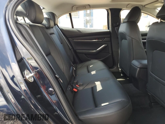 2025 Mazda 3 S Preferred with VIN JM1BPACM9S1760434, listed as a Copart auction lot 44654305 with 1,701 mi miles and Clean Title. Bid and sale history available at DreamBid. Image 10.