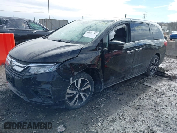 2018 Honda Odyssey Elite with VIN 5FNRL6H96JB079780, listed as a IAAI auction lot 41804787 with 62,861 mi miles. Bid and sale history available at carsss.com. Image 2.