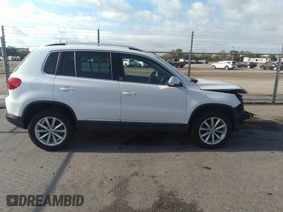 2017 Volkswagen Tiguan Wolfsburg Edition with VIN WVGRV7AXXHW509109, listed as a IAAI auction lot 42477386 with 77,645 mi miles and . Bid and sale history available at DreamBid. Image 14.