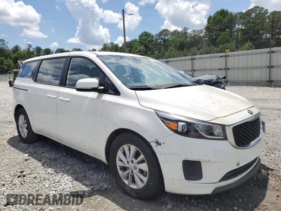 2015 Kia Sedona L with VIN KNDMA5C17F6022132, listed as a Copart auction lot 57431604 with 54,583 mi miles and Salvage Title. Bid and sale history available at carsss.com. Image 4.