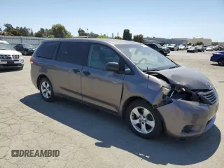2012 Toyota Sienna с VIN 5TDZK3DC0CS190388, выставлен на аукционе Copart как лот 58564315 с пробегом 256 936 миль миль и Списание • Salvage title. История ставок и продаж доступна на DreamBid. Изображение 4.