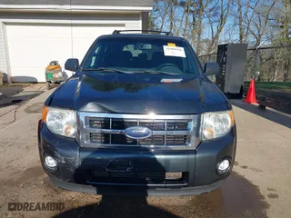 2009 Ford Escape XLT with VIN 1FMCU03709KB87490, listed as a IAAI auction lot 41989526 with 186,207 mi miles. Bid and sale history available at carsss.com. Image 12.