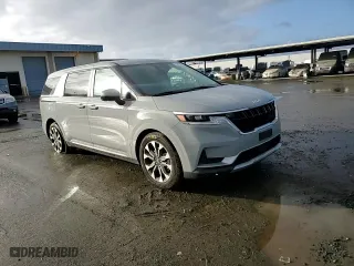 2024 Kia Carnival EX with VIN KNDNC5H34R6443724, listed as a Copart auction lot 45245495 with 9,139 mi miles and Salvage Title. Bid and sale history available at carsss.com. Image 12.