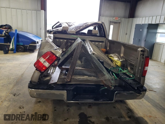 2006 Ford F-150 XLT z VIN 1FTPX12546NA44863, wystawiony jako Copart lot #58387305 z przebiegiem Nie podano mil oraz Szkoda całkowita • Salvage title. Historia ofert i sprzedaży dostępna na DreamBid. Obrazek 6.