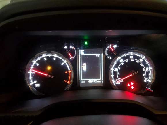 2022 Toyota 4Runner TRD Off Road Premium with VIN JTERU5JR0N6033215, listed as a Copart auction lot 50533345 with 46,472 mi miles and Salvage Title. Bid and sale history available at DreamBid. Image 9.