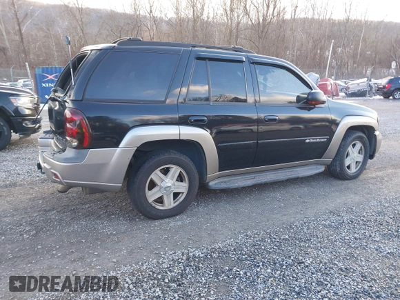 2002 Chevrolet TrailBlazer LTZ with VIN 1GNDT13S622520424, listed as a IAAI auction lot 41249749 with 217,711 mi miles and . Bid and sale history available at DreamBid. Image 4.