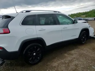 2019 Jeep Cherokee Latitude with VIN 1C4PJLCB3KD262553, listed as a Copart auction lot 58127155 with 70,236 mi miles and Salvage title. Bid and sale history available at DreamBid. Image 14.