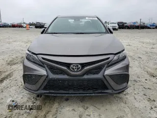 2021 Toyota Camry SE Nightshade with VIN 4T1G11AK1MU614891, listed as a Copart auction lot 42510835 with 86,313 mi miles and Salvage Title. Bid and sale history available at DreamBid. Image 5.