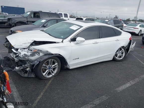 2015 Ford Fusion Titanium Hybrid with VIN 3FA6P0RU3FR247118, listed as a IAAI auction lot 41210219 with 143,348 mi miles. Bid and sale history available at carsss.com. Image 17.