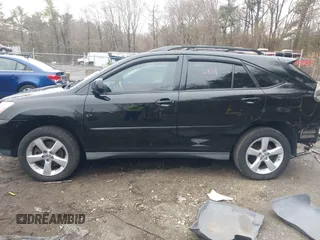 2007 Lexus RX 350 with VIN 2T2HK31U17C028157, listed as a IAAI auction lot 42027517 with 185,440 mi miles. Bid and sale history available at carsss.com. Image 15.